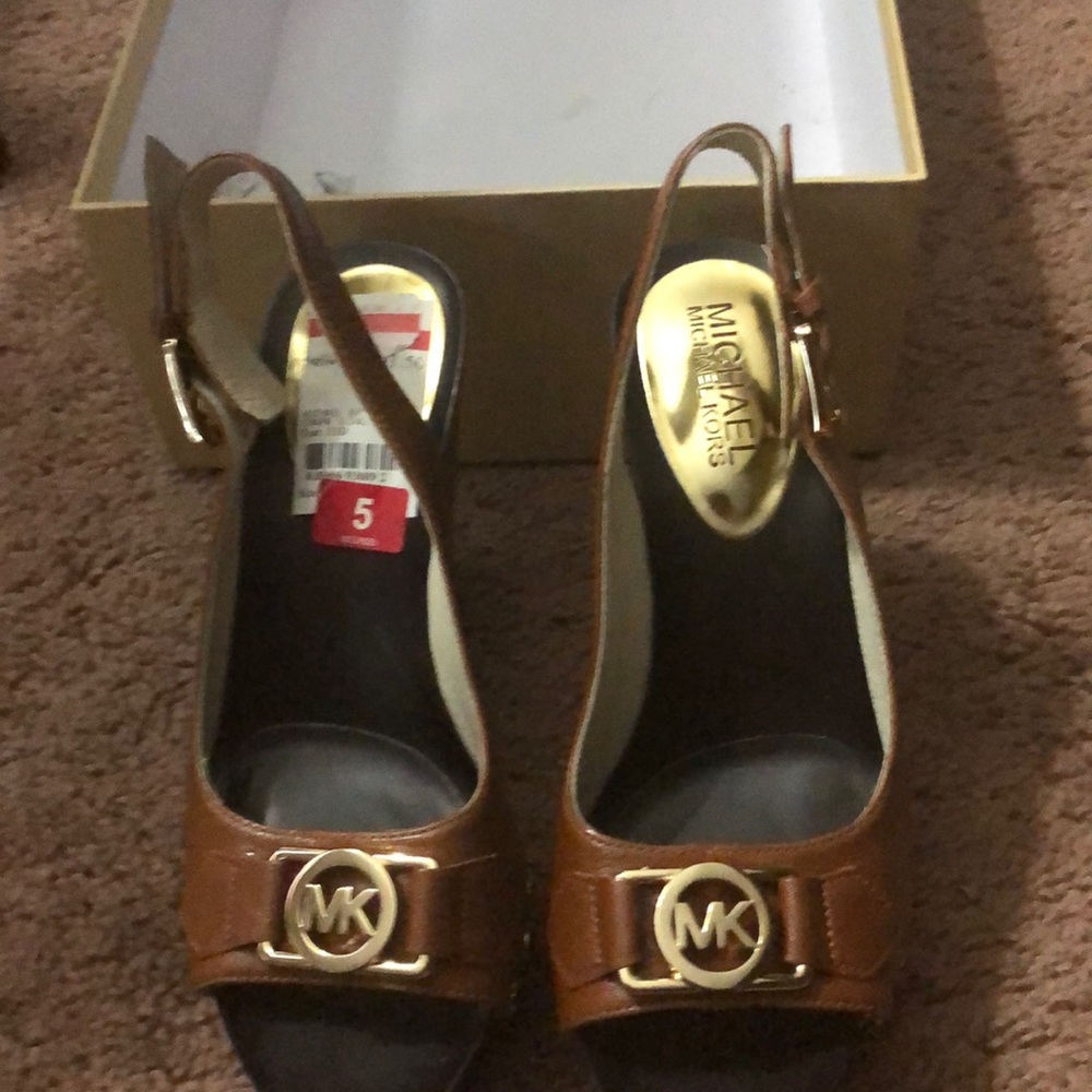 Michael Kors sling shoe
